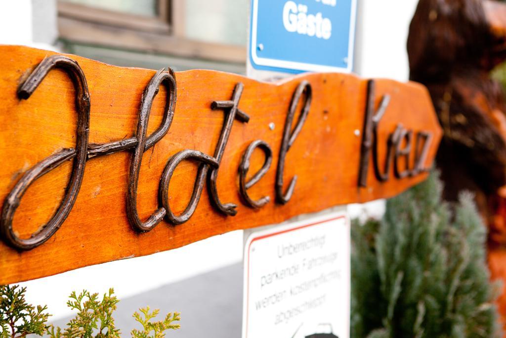 Hotel Kreuz Schwäbisch Gmünd エクステリア 写真